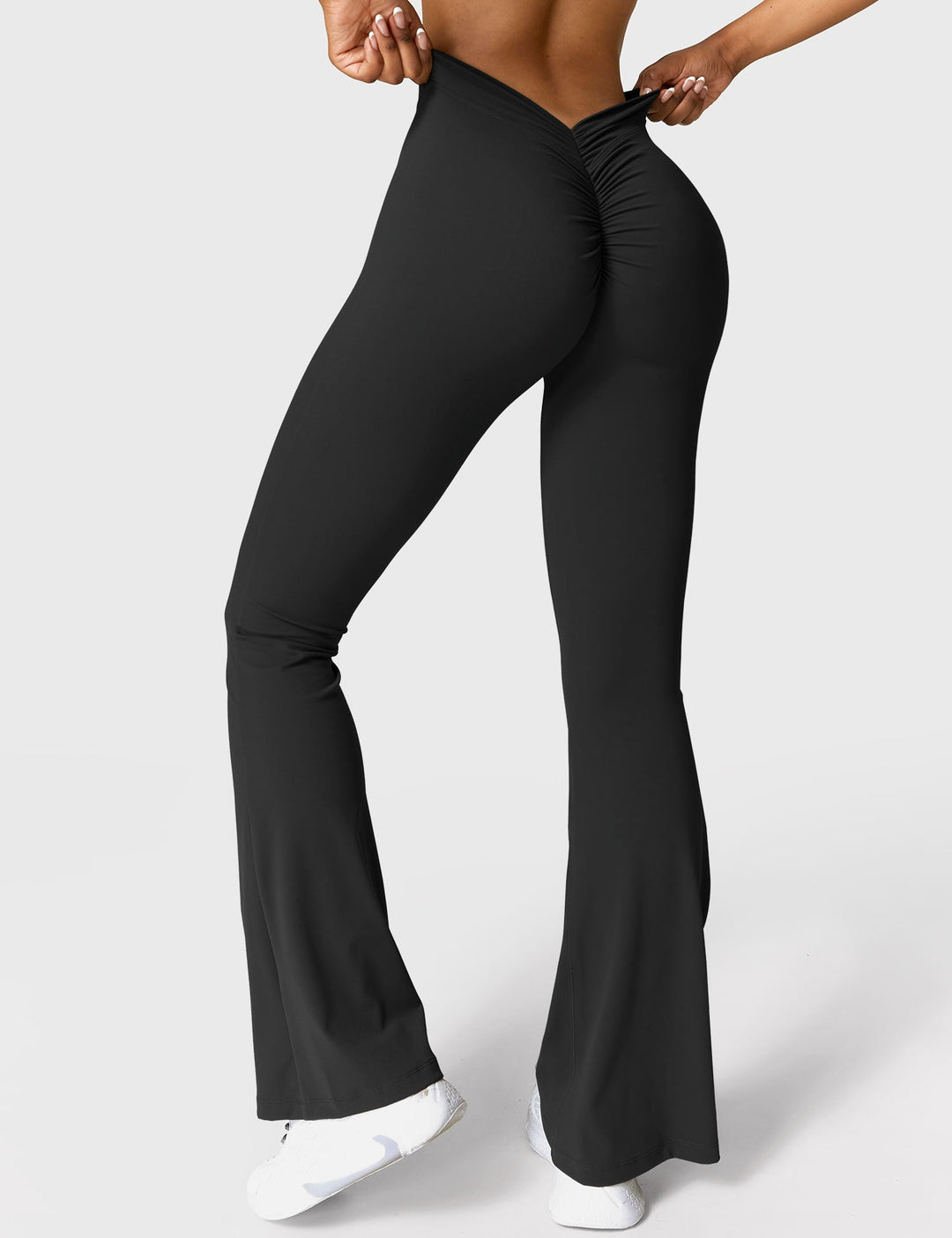 Aligna™ V-back Flare Leggings