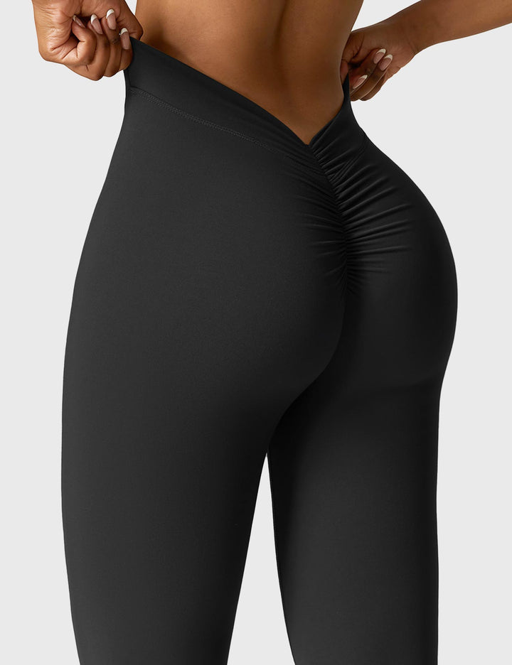 Aligna™ V-back Flare Leggings