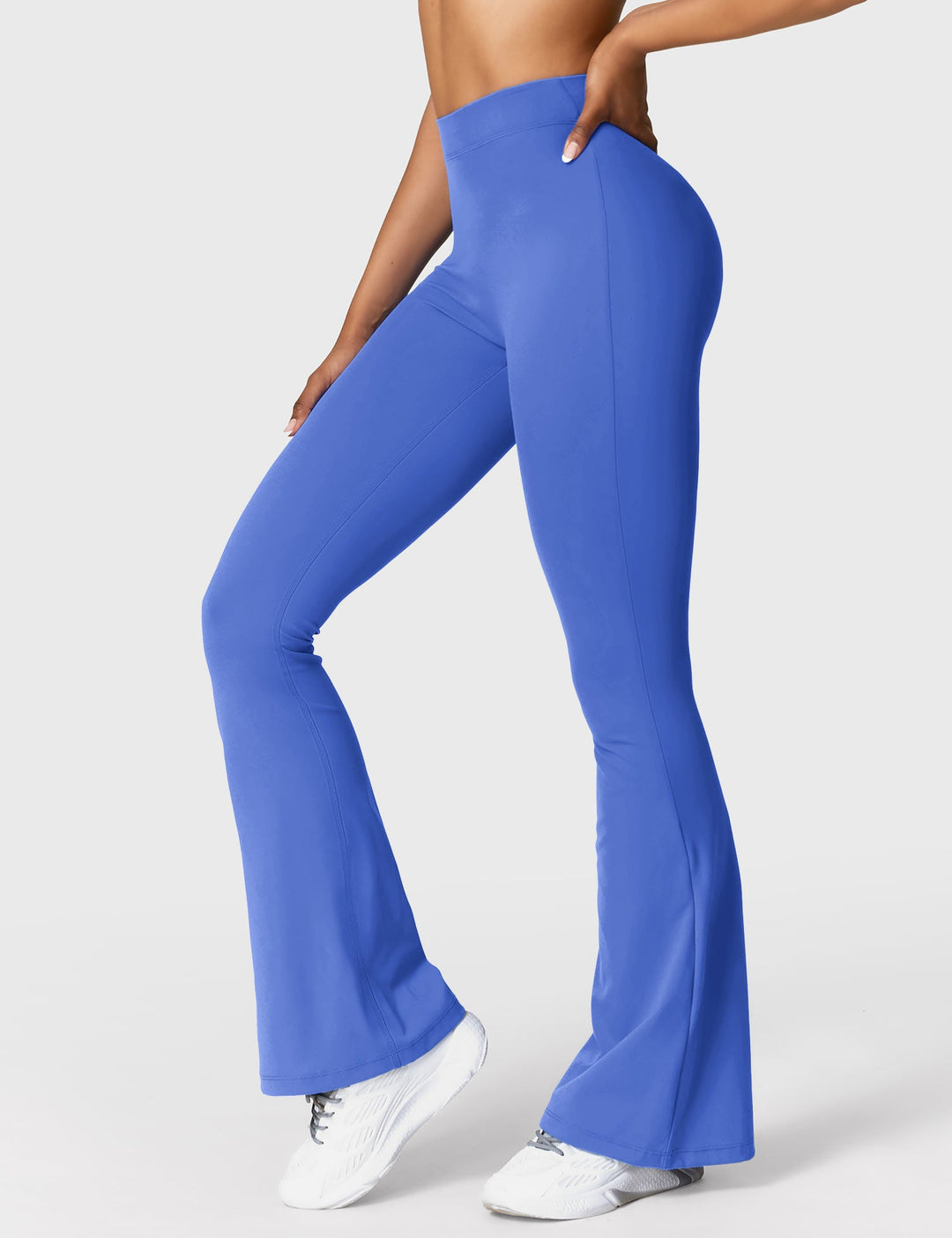 Aligna™ V-back Flare Leggings