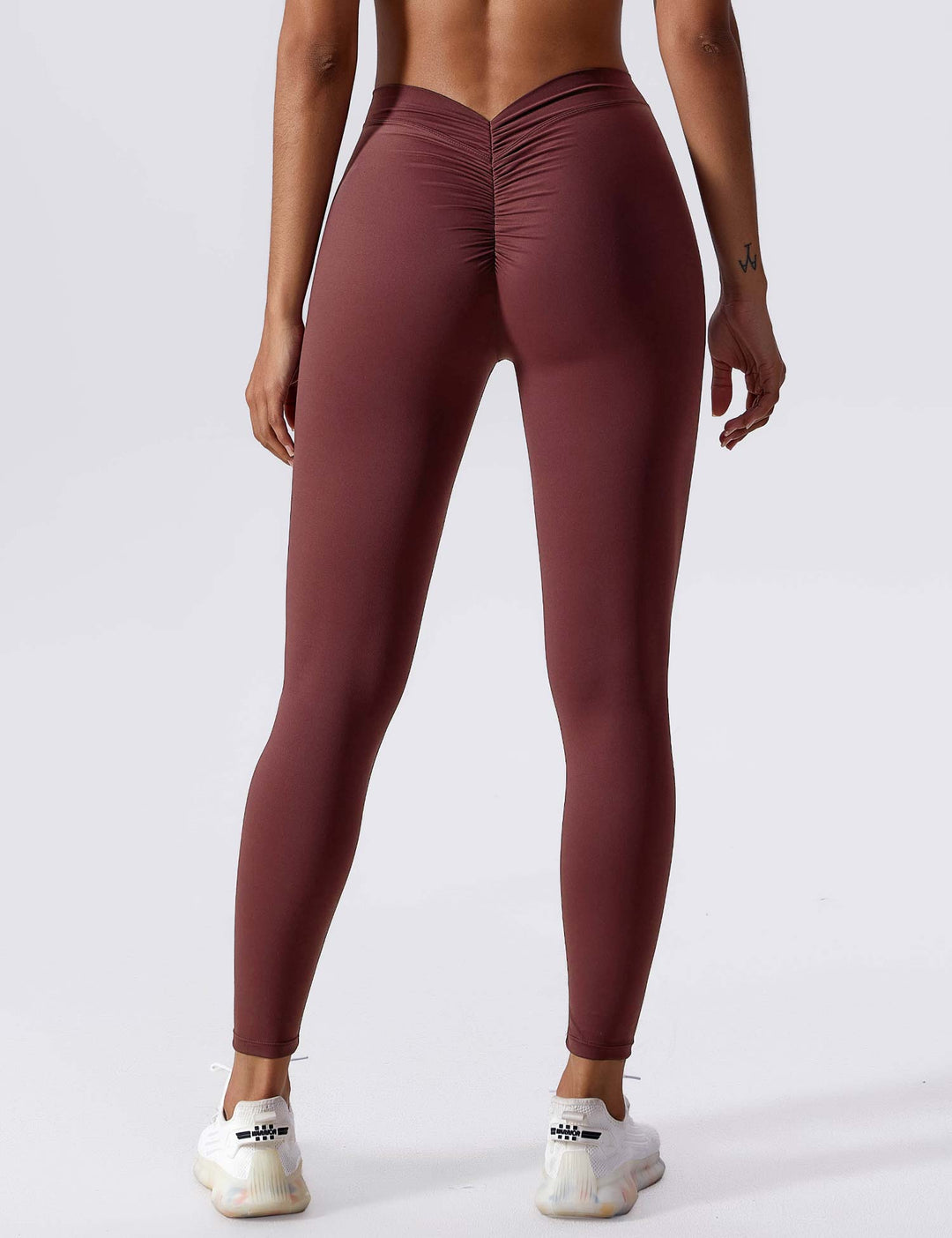 Aligna™ legging met ruches en V-rug